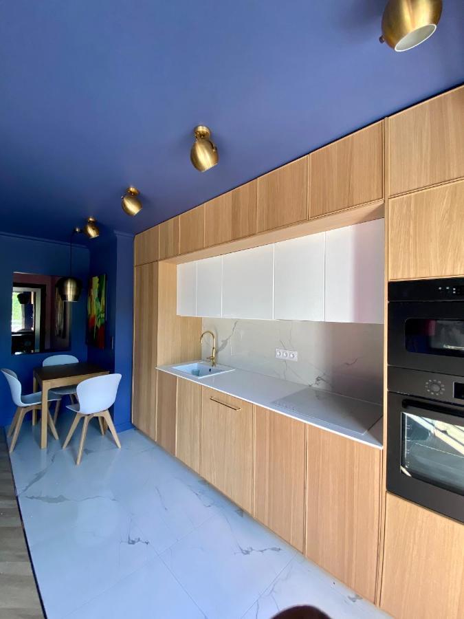 شقة Luxury Paris La Vie En Rose Jacuzzi Terrasse Parking المظهر الخارجي الصورة